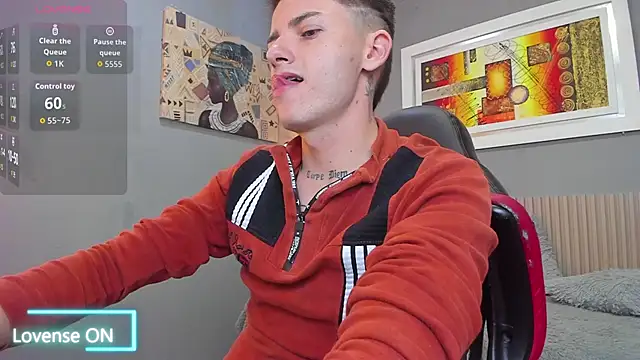 Snapshot of tossetrech chatting on 11-16-25, 03:01 tossetrech online show from 11-16-25, 03:01