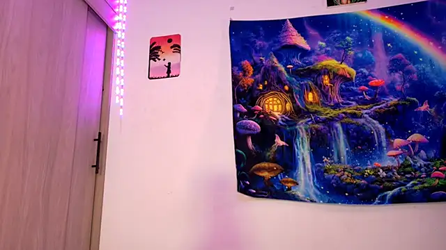 Snapshot of CatrinaRossi chatting on 11-07-25, 10:54 CatrinaRossi online show from 11-07-25, 10:54