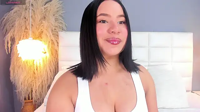 HannaKarson online show from 12-18-25, 11:38