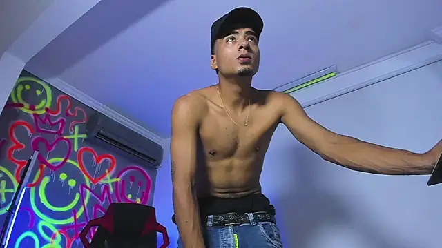 ANGEL NICOLAS online show from 01-15-26, 08:45