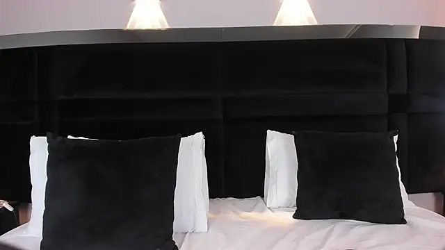 afrodytasky  online show from 12-17-25, 11:55