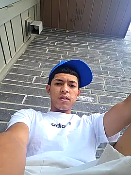 Snapshot of Yoko0381 chatting on 10-03-25, 06:27 Yoko0381 online show from 10-03-25, 06:27