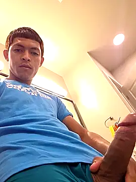 Snapshot of Yoko0381 chatting on 11-04-25, 07:18 Yoko0381 online show from 11-04-25, 07:18