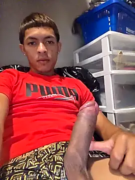 Snapshot of Yoko0381 chatting on 11-10-25, 01:37 Yoko0381 online show from 11-10-25, 01:37