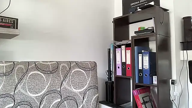 Snapshot of Lolykush chatting on 01-22-25, 06:20 Lolykush online show from 01-22-25, 06:20