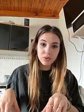 Snapshot of Lolykush chatting on 09-15-25, 03:56 Lolykush online show from 09-15-25, 03:56