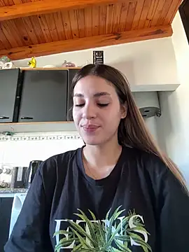 Snapshot of Lolykush chatting on 09-22-25, 05:37 Lolykush online show from 09-22-25, 05:37