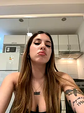 Snapshot of Lolykush chatting on 10-19-25, 12:55 Lolykush online show from 10-19-25, 12:55