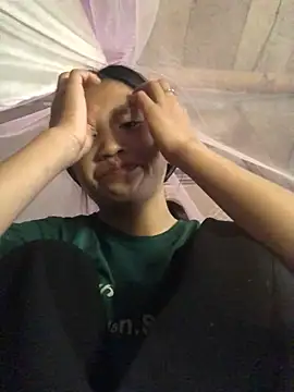 Snapshot of xotm chatting on 03-20-25, 09:04 xotm online show from 03-20-25, 09:04