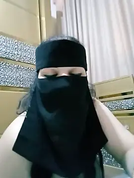 Snapshot of Naariman chatting on 02-01-25, 10:26 Naariman online show from 02-01-25, 10:26