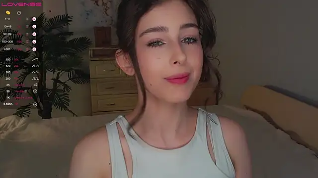 cosmosbaby online show from 10-31-25, 04:41