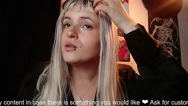 NEXT DOOR GIRL  online show from 01-26-25, 01:52