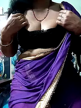 Snapshot of Savita_bhabhii chatting on 01-31-25, 05:53 Savita bhabhii online show from 01-31-25, 05:53