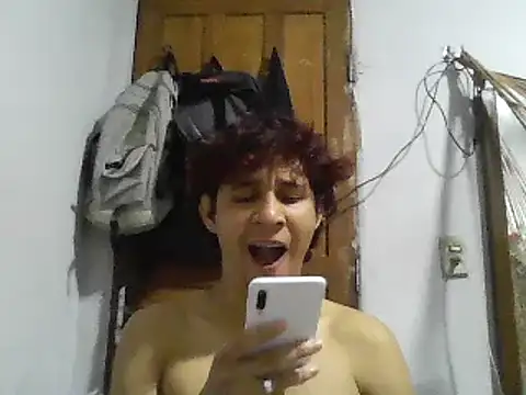 pedrodavid  online show from 01-04-25, 01:21