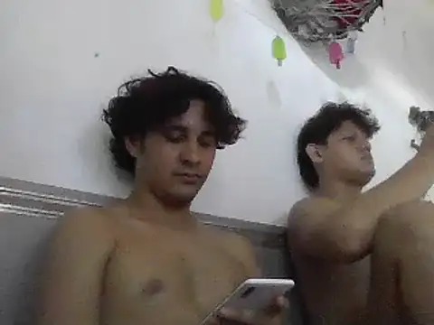 pedrodavid  online show from 03-06-25, 09:31