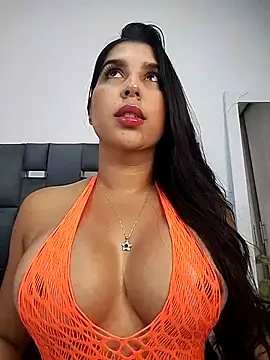 NiaSoler online show from 11-06-25, 09:48