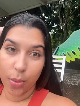 NiaSoler online show from 11-16-25, 08:25