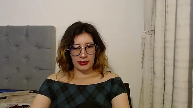 mariana124- online show from 12-23-24, 05:11