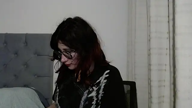 mariana124- online show from 02-05-25, 08:14