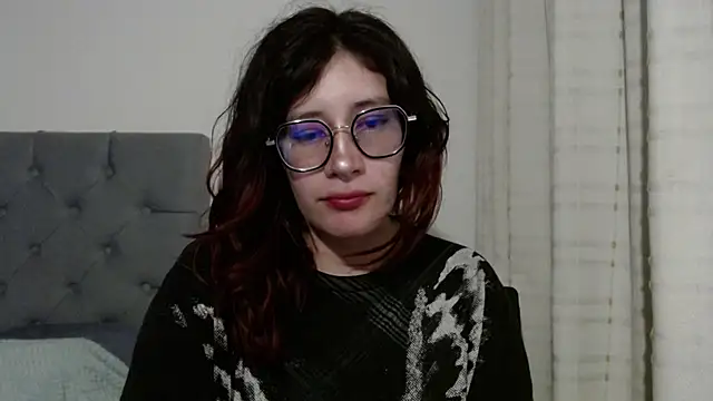 mariana124- online show from 02-06-25, 12:00