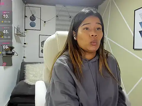 Enma  clark online show from 11-07-25, 04:12