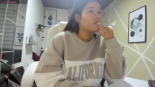 Enma  clark online show from 02-16-26, 04:08