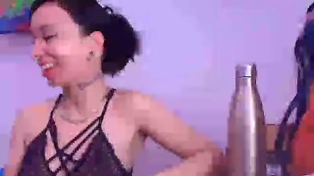 Snapshot of Lady_Godss chatting on 09-27-25, 04:50 Lady Godss online show from 09-27-25, 04:50