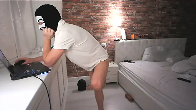 Alexxxx1086 online show from 10-12-25, 11:37