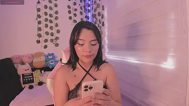 moonliiiight1 online show from 03-02-25, 08:07