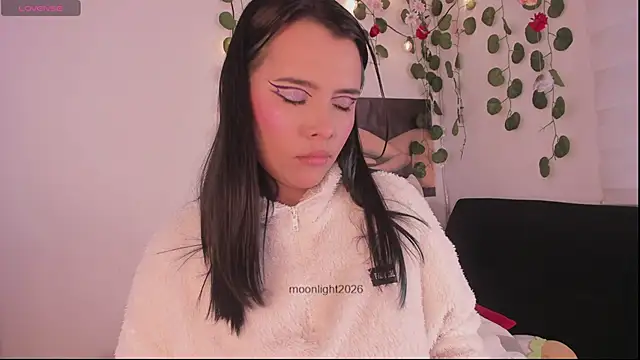 moonliiiight1 online show from 02-16-26, 11:01