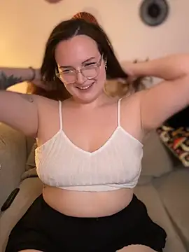 Snapshot of ScottishTension chatting on 12-18-24, 09:18 ScottishTension online show from 12-18-24, 09:18