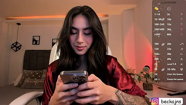 Snapshot of Beck_jones chatting on 03-21-25, 03:02 Beck jones online show from 03-21-25, 03:02