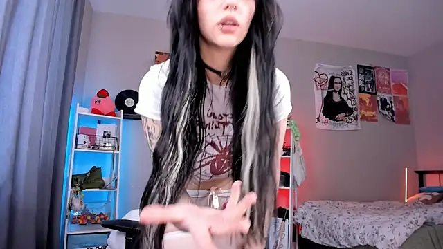 Viv Player online show from 03-15-25, 07:31