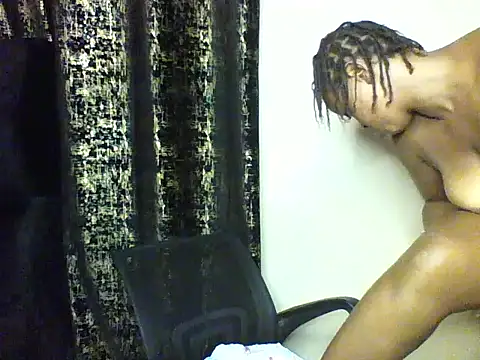 Candii wet  online show from 10-03-25, 07:33