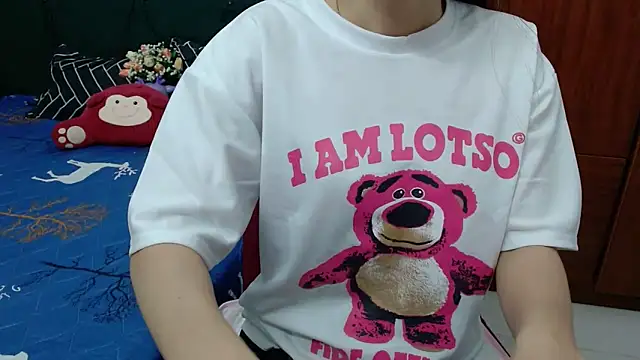 Snapshot of Cindy--Cici chatting on 02-15-25, 01:21 Cindy--Cici online show from 02-15-25, 01:21