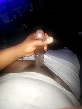 Snapshot of Cameltoekilla chatting on 01-16-25, 04:38 Cameltoekilla online show from 01-16-25, 04:38