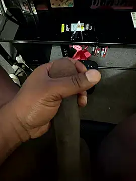 Snapshot of Cameltoekilla chatting on 01-10-26, 09:11 Cameltoekilla online show from 01-10-26, 09:11