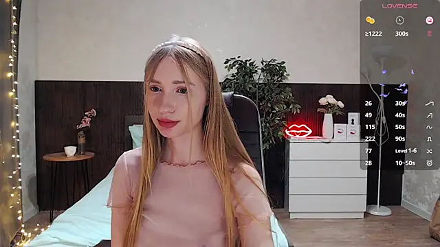 Cutie Annie online show from 01-07-25, 11:05