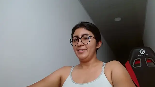 Snapshot of danna_peterson1 chatting on 09-26-25, 09:41 danna peterson1 online show from 09-26-25, 09:41