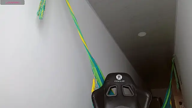 Snapshot of danna_peterson1 chatting on 10-30-25, 12:17 danna peterson1 online show from 10-30-25, 12:17