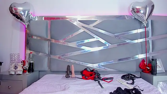 DashaFoxxx online show from 02-19-25, 12:33