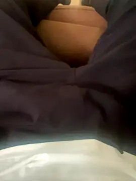 MephiticBermudas online show from 10-20-25, 07:03