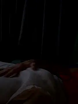 MephiticBermudas online show from 01-08-26, 06:48