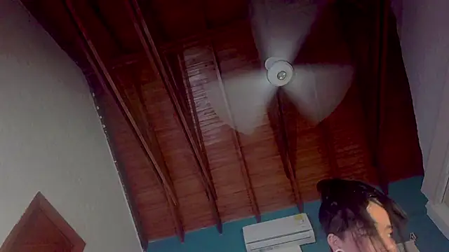 ariana-white- online show from 10-09-25, 10:24