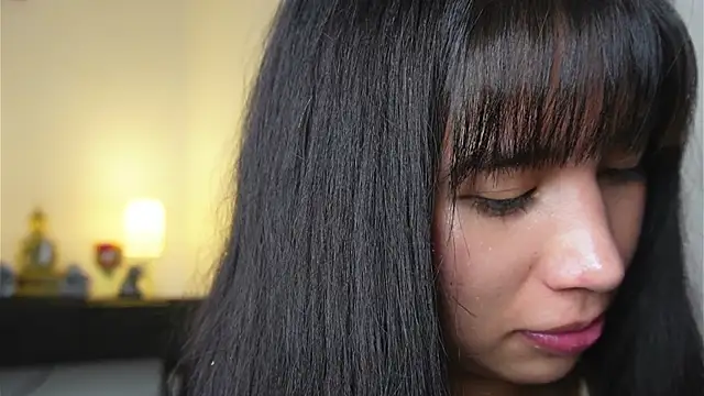 Snapshot of AlessiaVix chatting on 12-31-24, 09:17 AlessiaVix online show from 12-31-24, 09:17