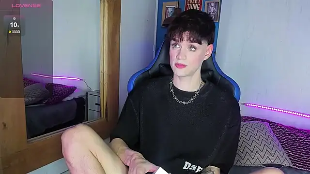 VladHellsing4 online show from 02-26-25, 02:25