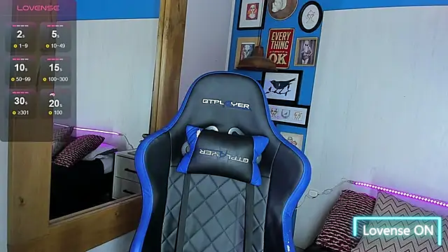 VladHellsing4 online show from 03-11-25, 01:12