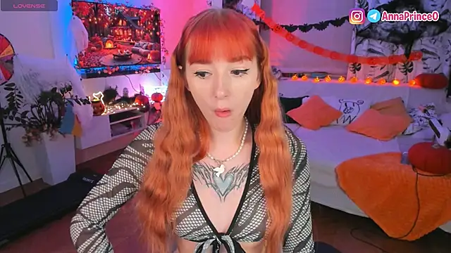 Snapshot of Anna_Prince chatting on 10-20-25, 03:51 Anna Prince online show from 10-20-25, 03:51