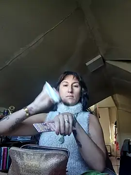 Snapshot of Afrania chatting on 09-29-25, 12:21 Afrania online show from 09-29-25, 12:21