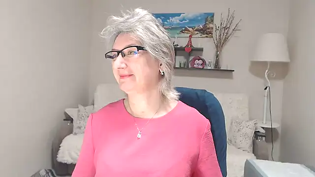 FleurMays online show from 11-25-25, 04:34